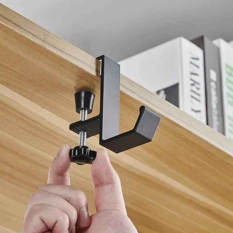 Gancio regolabile da scrivania - Headphone Stand Desk recensione e prezzo